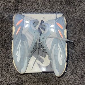 Yeezy Boost 700 - Inertia